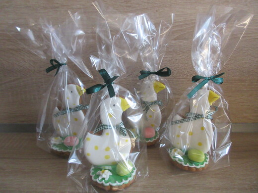 2026, Husa stojánek, cena: 75,- Kč