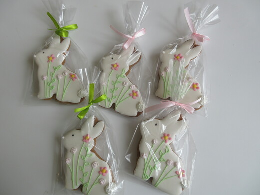 2026, Zajíc s květinou cena: 40,- Kč