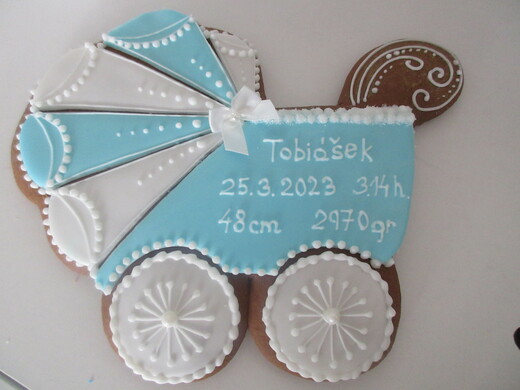 Kočárek velký, 25cmx15cm,cena: 150 Kč