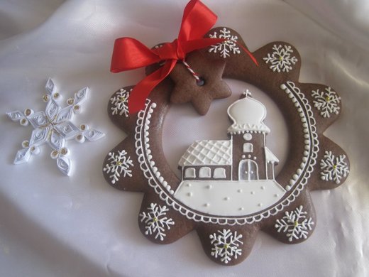 Kolečko s kostelíkem, červená stuha, cena: 180,- Kč