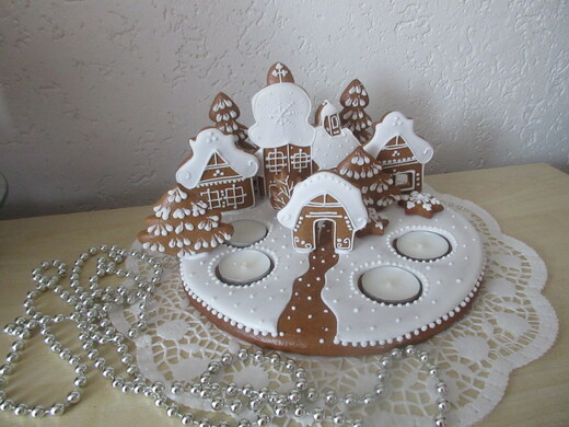 Kostelík 30cm, bílý, cena: 400,- Kč