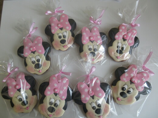 Minnie růžová, cena: 40 Kč