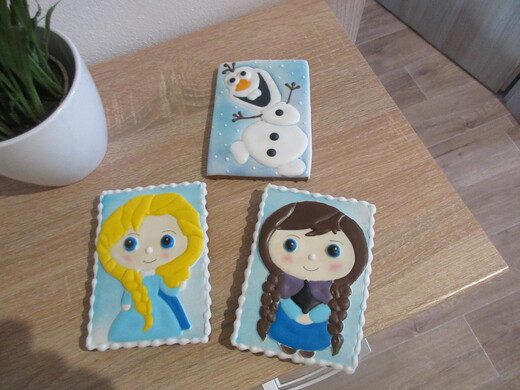 Olaf,Elza, Anna, velikost 12cm