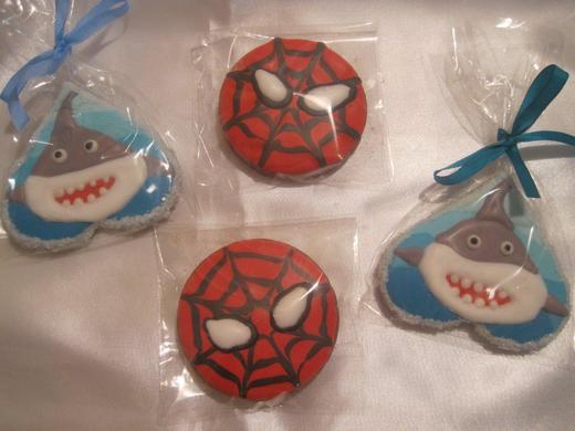 Spiderman, žralok, cena: 25,- Kč